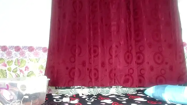 lucia514gutierre online show from January 9, 2025, 9:48 am