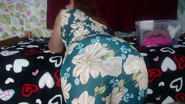 lucia514gutierre online show from January 24, 2025, 10:00 am