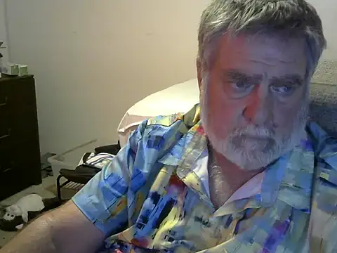 viejo oso online show from September 20, 2025, 2:27 am