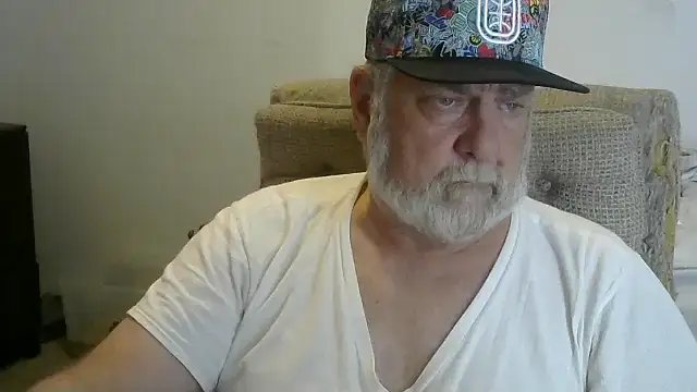 viejo oso online show from January 11, 2026, 11:11 pm