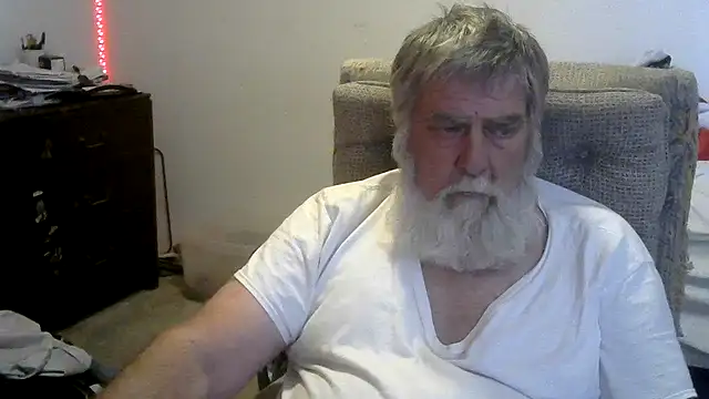 viejo oso online show from May 24, 2026, 10:20 pm
