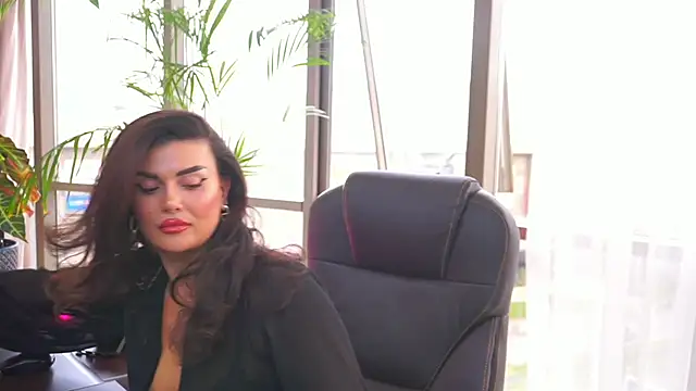 myakalifa online show from March 14, 2025, 11:01 am