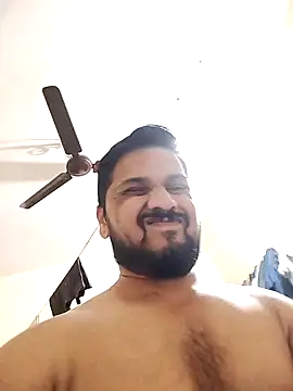 hot punekar online show from November 1, 2025, 6:13 pm