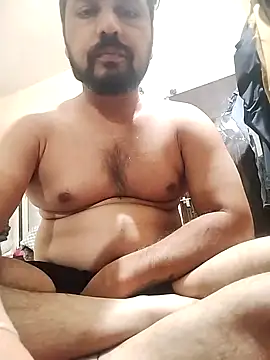 hot punekar online show from February 1, 2026, 4:27 pm