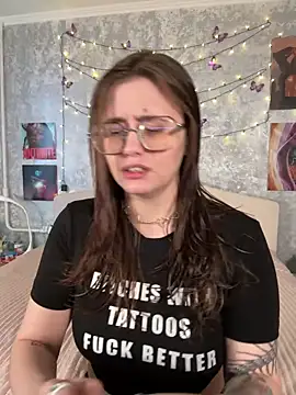 Snapshot of Sabrina_shells chatting on December 4, 2025, 9:30 am Sabrina shells online show from December 4, 2025, 9:30 am