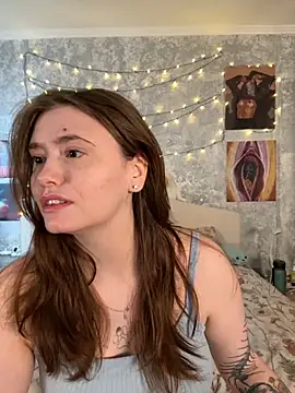 Snapshot of Sabrina_shells chatting on November 8, 2025, 10:19 am Sabrina shells online show from November 8, 2025, 10:19 am