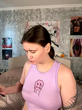 Snapshot of Sabrina_shells chatting on October 15, 2025, 10:23 am Sabrina shells online show from October 15, 2025, 10:23 am