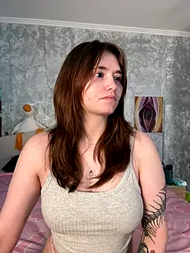 Snapshot of Sabrina_shells chatting on September 20, 2025, 10:53 am Sabrina shells online show from September 20, 2025, 10:53 am