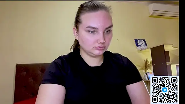 Dreamyblushfairy online show from March 31, 2026, 2:08 pm