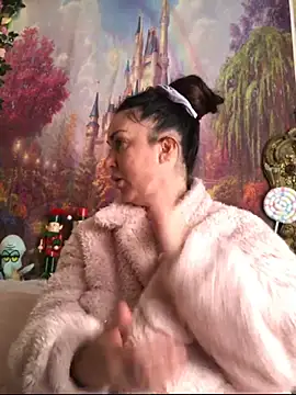 Snapshot of BELLAMORGANE1 chatting on November 30, 2025, 10:49 am BELLAMORGANE1 online show from November 30, 2025, 10:49 am