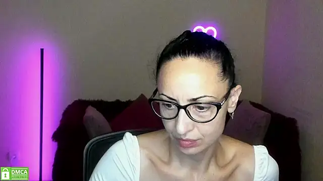 Arianasweety23 online show from September 10, 2025, 5:23 pm