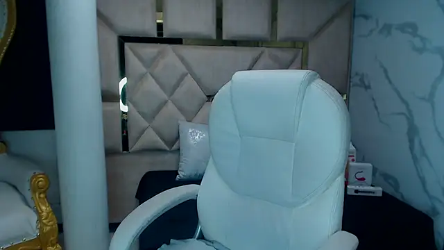 Snapshot of IsabellRodriguez18 chatting on March 9, 2025, 11:36 am IsabellRodriguez18 online show from March 9, 2025, 11:36 am