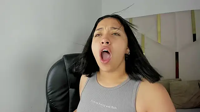 Snapshot of IsabellRodriguez18 chatting on September 23, 2025, 2:40 am IsabellRodriguez18 online show from September 23, 2025, 2:40 am