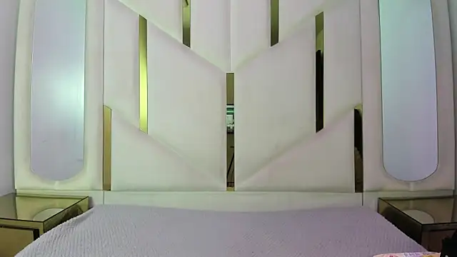 IsabellRodriguez18 online show from March 23, 2026, 3:06 am