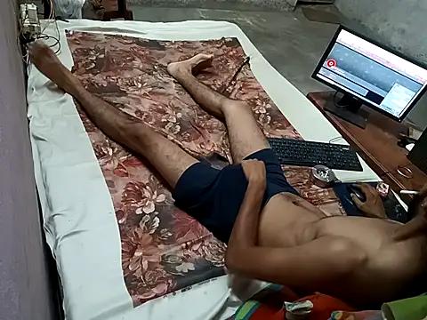 IamRentedBoybfriend online show from September 12, 2025, 9:03 pm