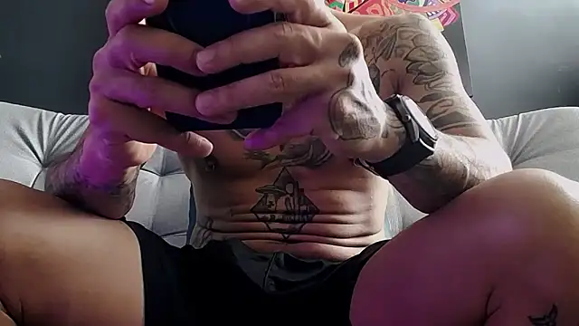 callme douglas online show from October 8, 2025, 2:18 pm