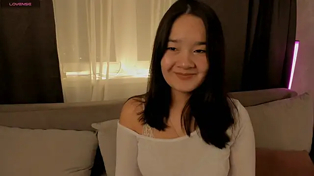 Maekko online show from February 13, 2026, 6:19 pm