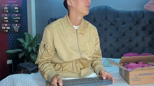 two milkyway online show from March 13, 2025, 12:24 pm