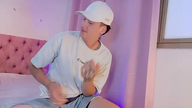 two milkyway online show from January 17, 2026, 12:42 pm