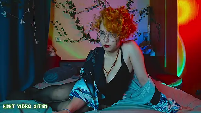 TrickyKitsune online show from March 6, 2025, 2:29 pm