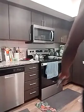 VelvetChocolate7 online show from October 28, 2025, 6:40 pm