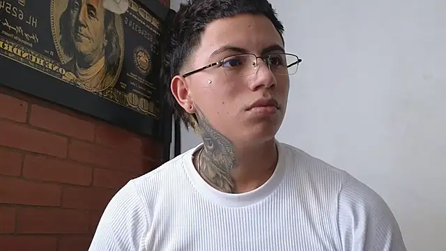 Thiago x Sahara online show from January 27, 2025, 3:39 pm