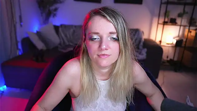 Magnetic Amy online show from March 1, 2025, 4:22 pm