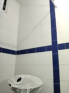 Mia WAll online show from January 26, 2025, 7:10 am