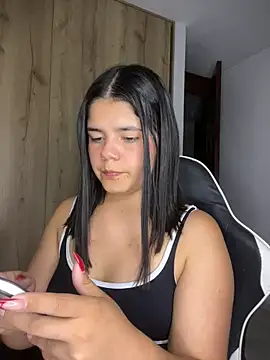 pretty angela1 online show from January 10, 2026, 12:39 am