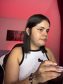 pretty angela1 online show from November 24, 2025, 5:40 am