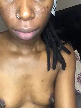 xxSexyTalia28 online show from March 26, 2026, 1:26 am