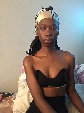 xxSexyTalia28 online show from February 18, 2026, 8:55 am