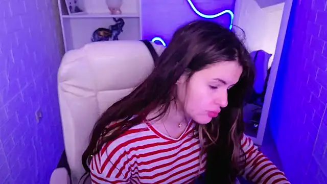 StellaFrost online show from October 24, 2025, 3:44 pm