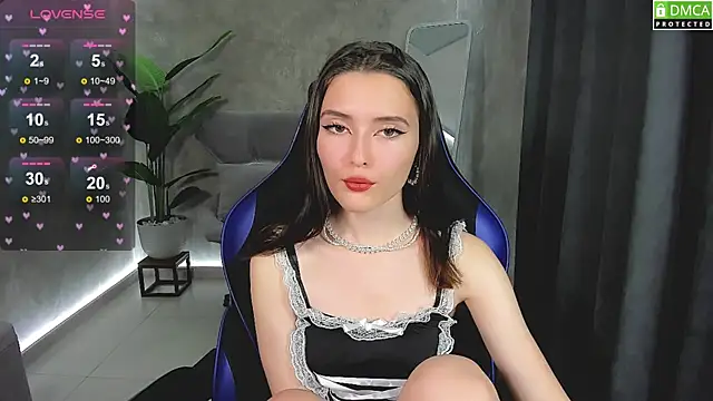 niki cutes online show from September 12, 2025, 8:14 am