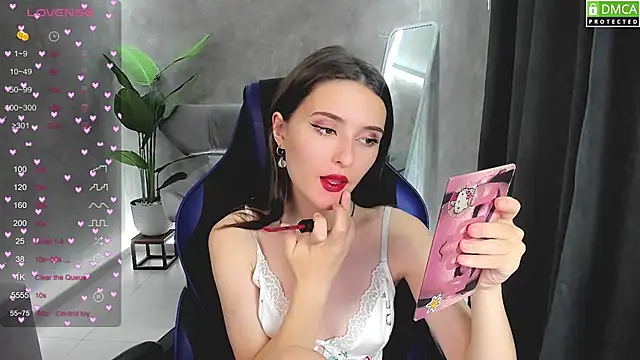 niki cutes online show from October 5, 2025, 1:07 am