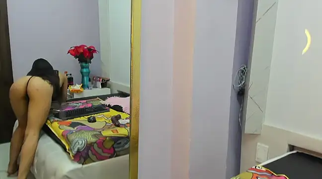 Chloe Martini online show from March 18, 2025, 6:06 am