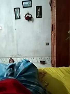 jahidhasan134892 online show from December 18, 2025, 11:58 am