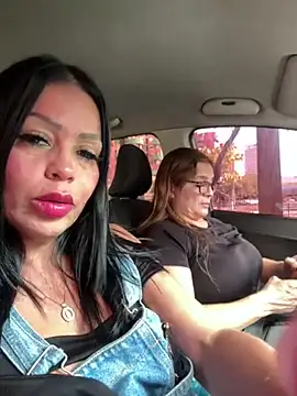 KarolRubi1 online show from March 17, 2025, 7:58 pm