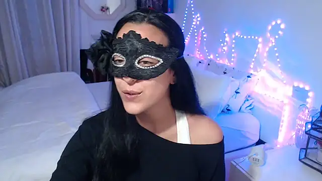 LasolitaAuri online show from May 3, 2026, 9:51 pm