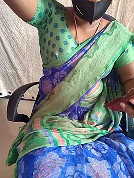 Snapshot of Tamil_roja69 chatting on July 26, 2026, 4:52 am Tamil roja69 online show from July 26, 2026, 4:52 am
