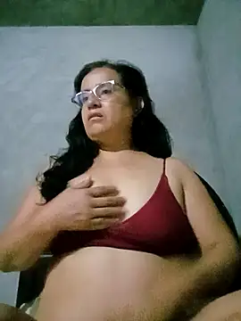 Snapshot of Mariakell chatting on February 16, 2025, 9:27 pm Mariakell online show from February 16, 2025, 9:27 pm