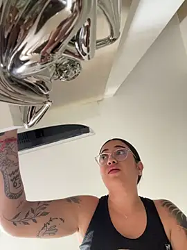 Liam OH online show from April 21, 2026, 9:21 pm