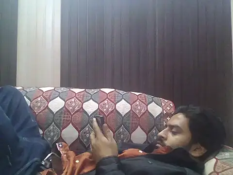 indihotguy online show from November 29, 2025, 1:55 pm