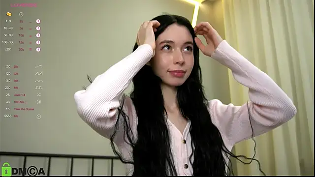 LittleOriana online show from October 18, 2025, 9:50 pm