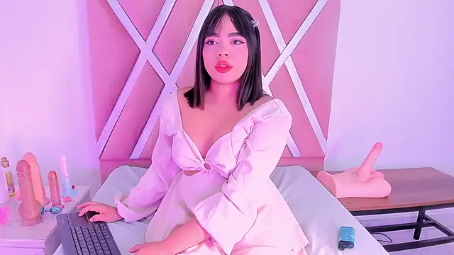 CATTLEYA BIANCHI145 online show from February 6, 2026, 3:24 am