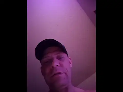 Snapshot of hotemberly_jake chatting on June 27, 2026, 4:40 am hotemberly jake online show from June 27, 2026, 4:40 am
