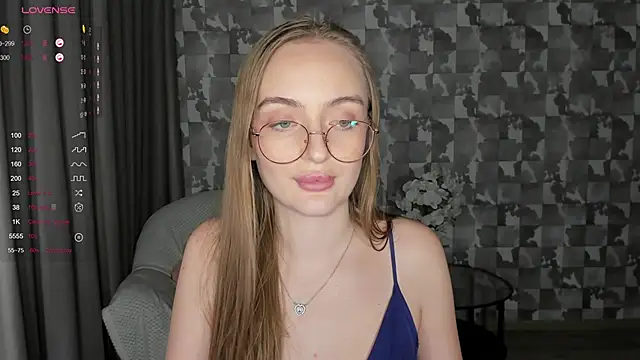 A delina online show from February 27, 2025, 8:53 pm