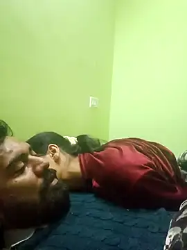 insta hotpair online show from January 28, 2025, 6:49 pm