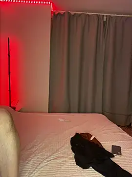 SOFYandMIKE online show from March 26, 2026, 6:28 pm