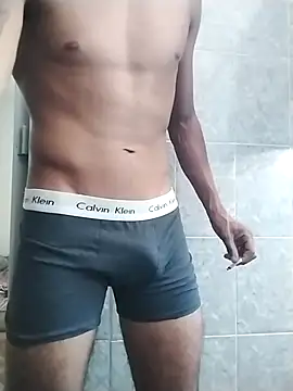 casalhot2533 online show from February 25, 2025, 2:04 pm